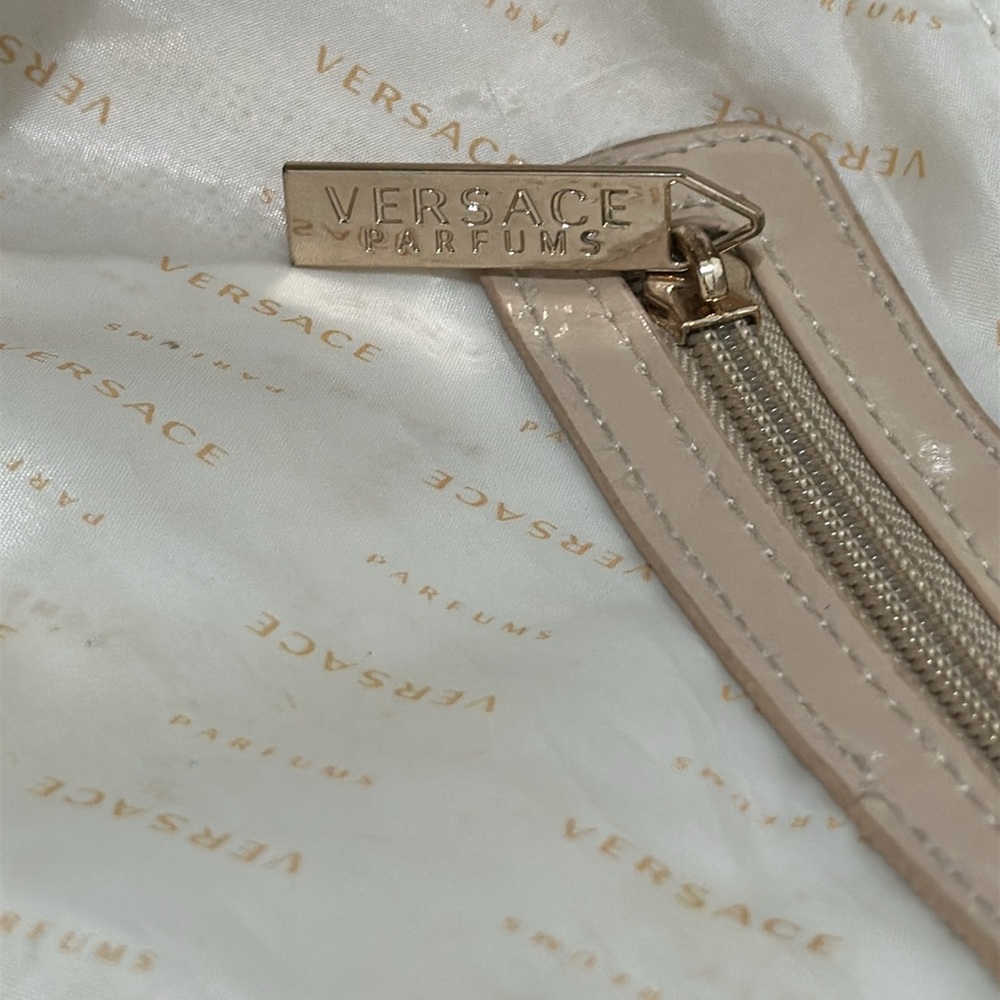 Versace Parfums - Picture 10 of 12